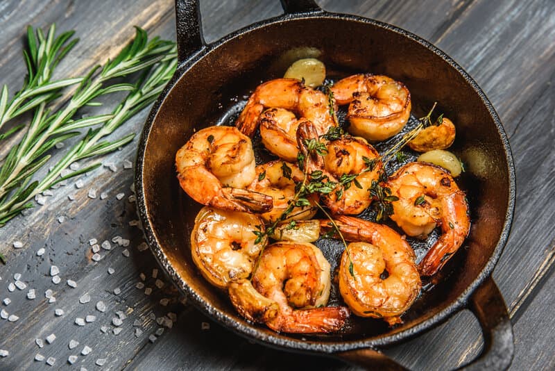 Креветки жареные в соевом соусе